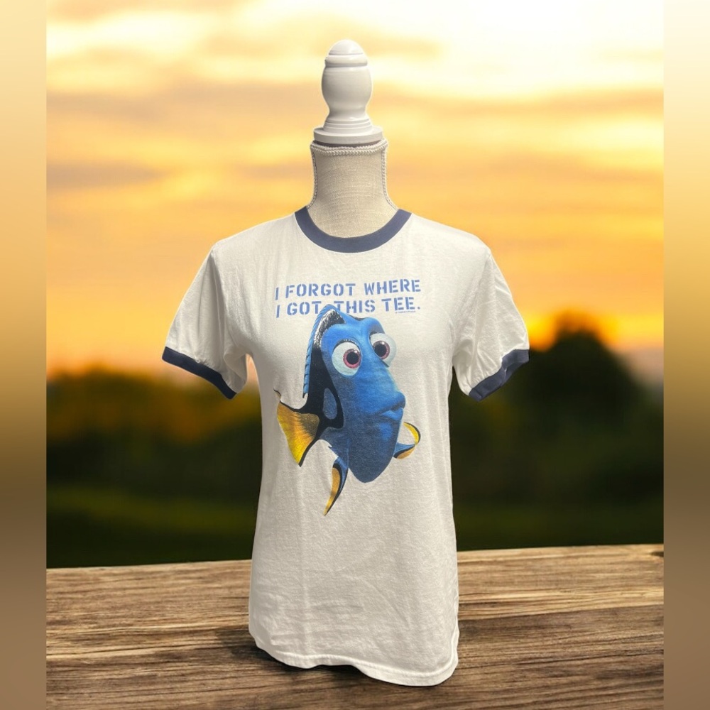 Disney Parks Finding Nemo tee‎